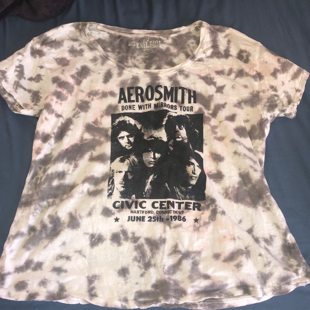 MOVING SALE - Victoria’s Secret Aerosmith Band Tee